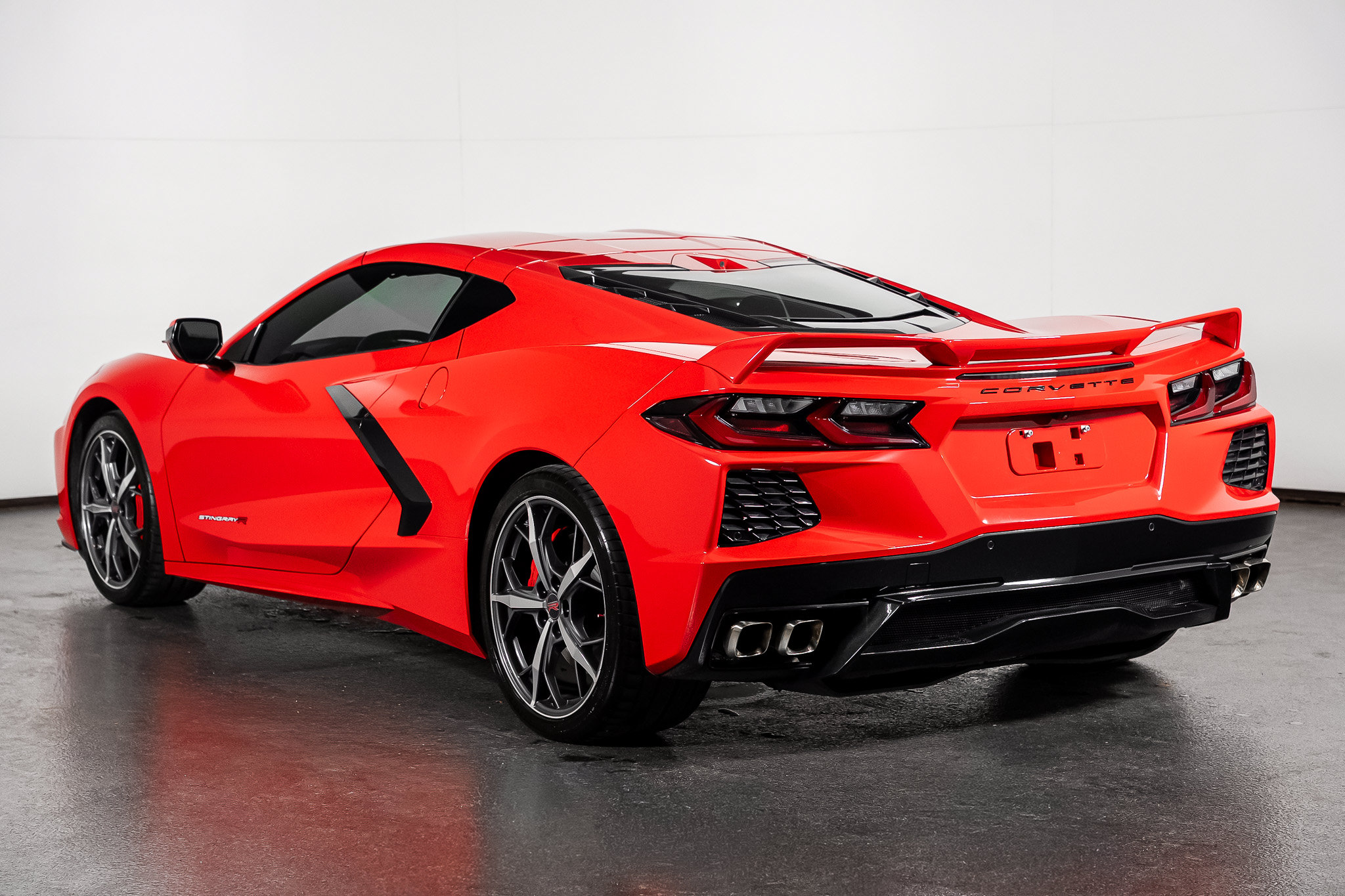 Used 2022 Chevrolet Corvette Stingray Premium Cpe w/ Z51 Performance Package RWD image 21