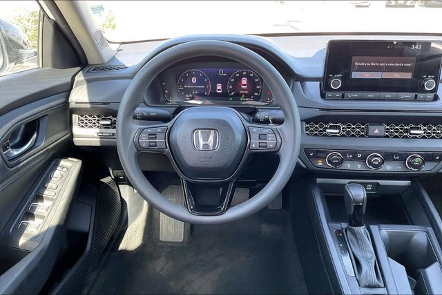 Used 2025 Honda Accord SE image 4