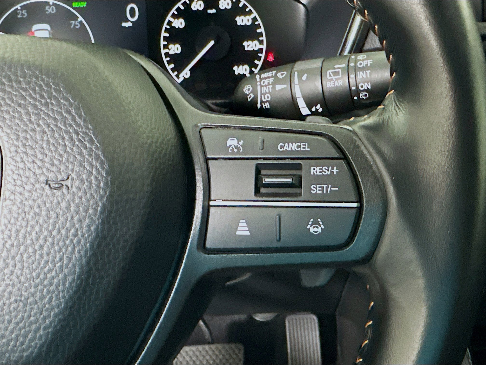 Used 2025 Honda CR-V Sport image 17