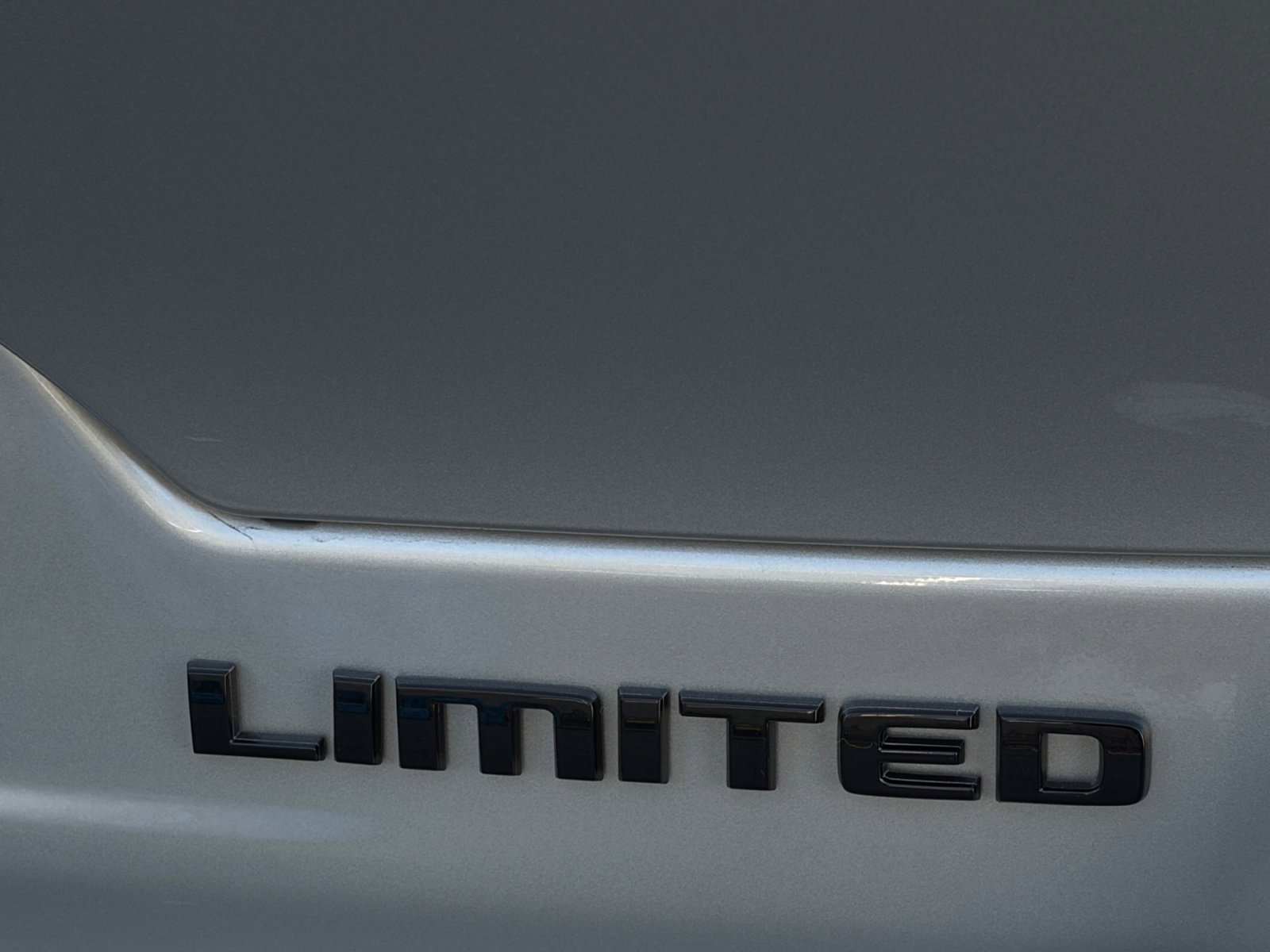 New 2025 Jeep Grand Cherokee Limited w/ Black Appearance Package image 30