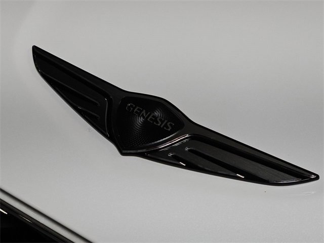 Used 2026 Genesis GV70 2.5T Select image 18