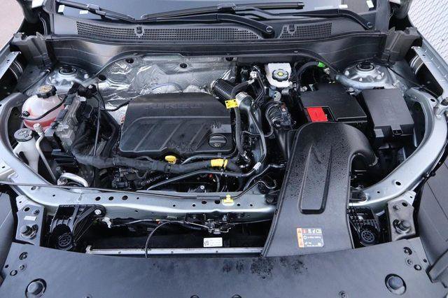 Used 2025 Chevrolet Trax LT image 24