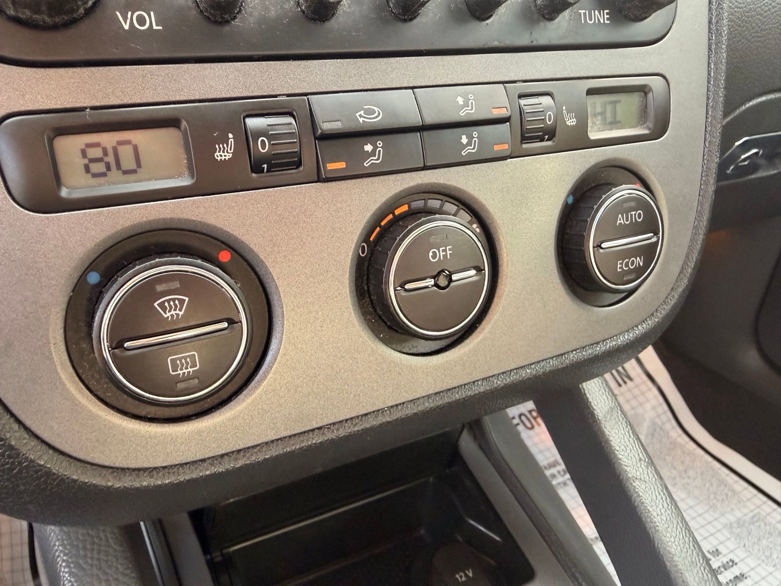 Used 2005 Volkswagen Jetta 2.5 image 16