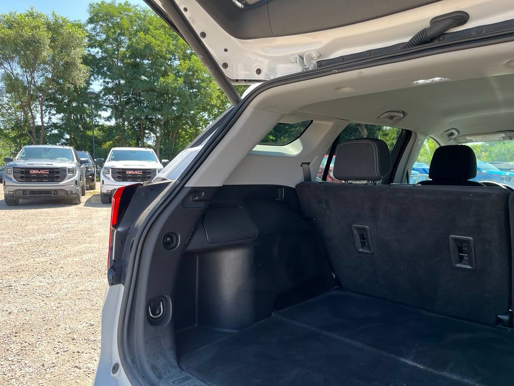 Used 2022 GMC Terrain SLE w/ Driver Convenience Package AWD/4WD image 15