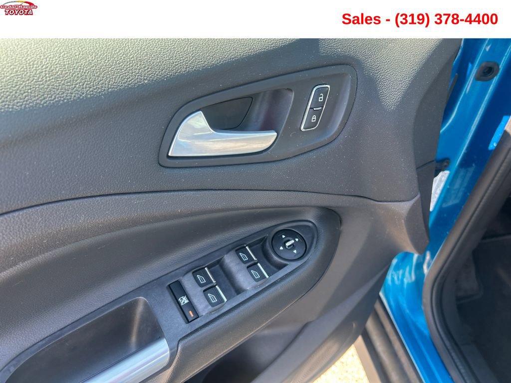 Used 2015 Ford C-MAX SE w/ Equipment Group 201A image 12