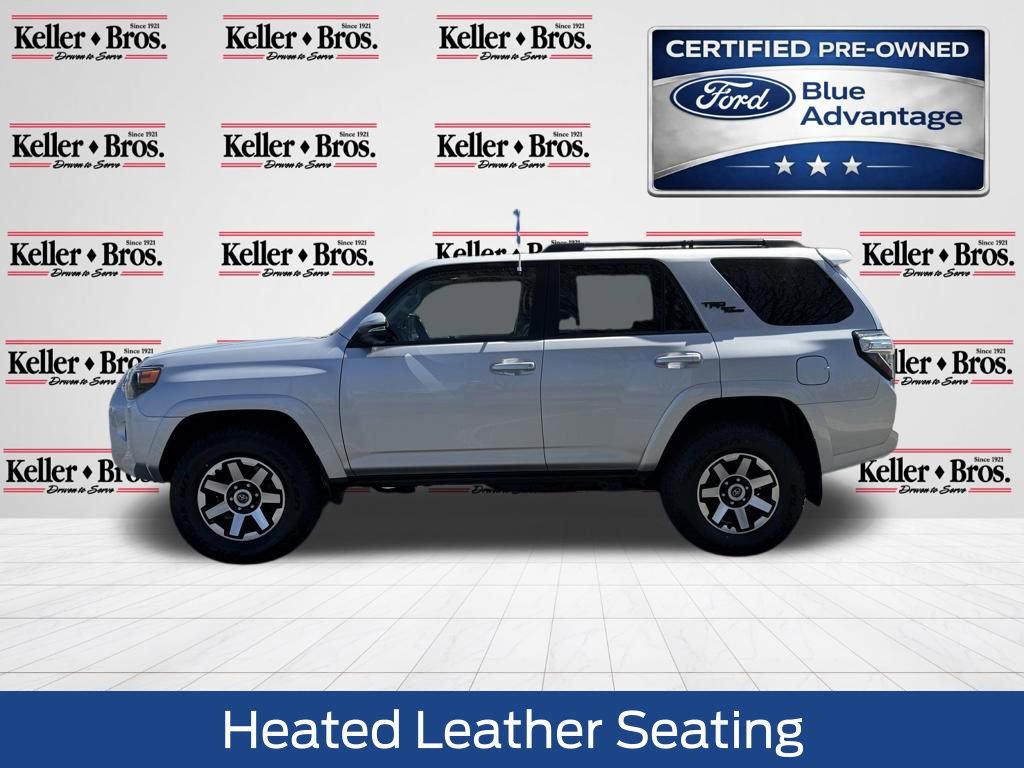Used 2021 Toyota 4Runner TRD Off-Road Premium w/ Moonroof Package AWD/4WD image 4