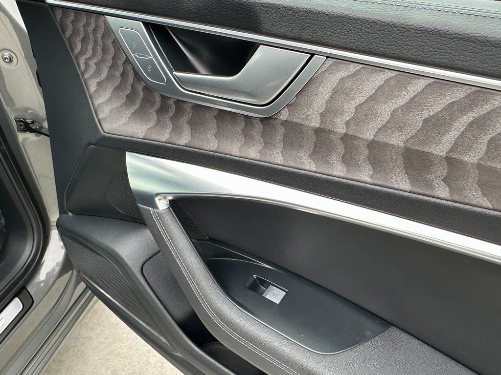 Used 2024 Audi A6 Premium Plus image 18