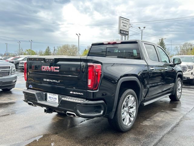 Used 2024 GMC Sierra 1500 Denali w/ Denali Reserve Package AWD/4WD image 12