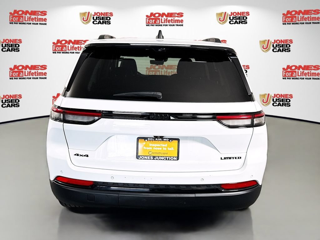 Used 2023 Jeep Grand Cherokee Limited w/ Luxury Tech Group II AWD/4WD image 16