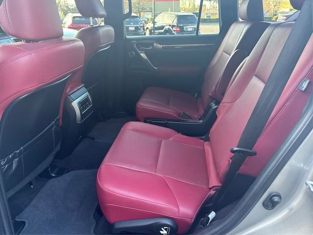 Used 2022 Lexus GX 460 Premium w/ Accessory Package image 10