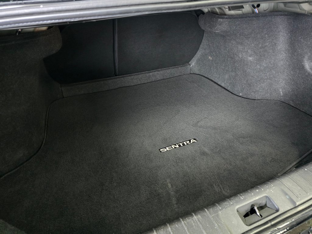 Used 2024 Nissan Sentra SV FWD image 17