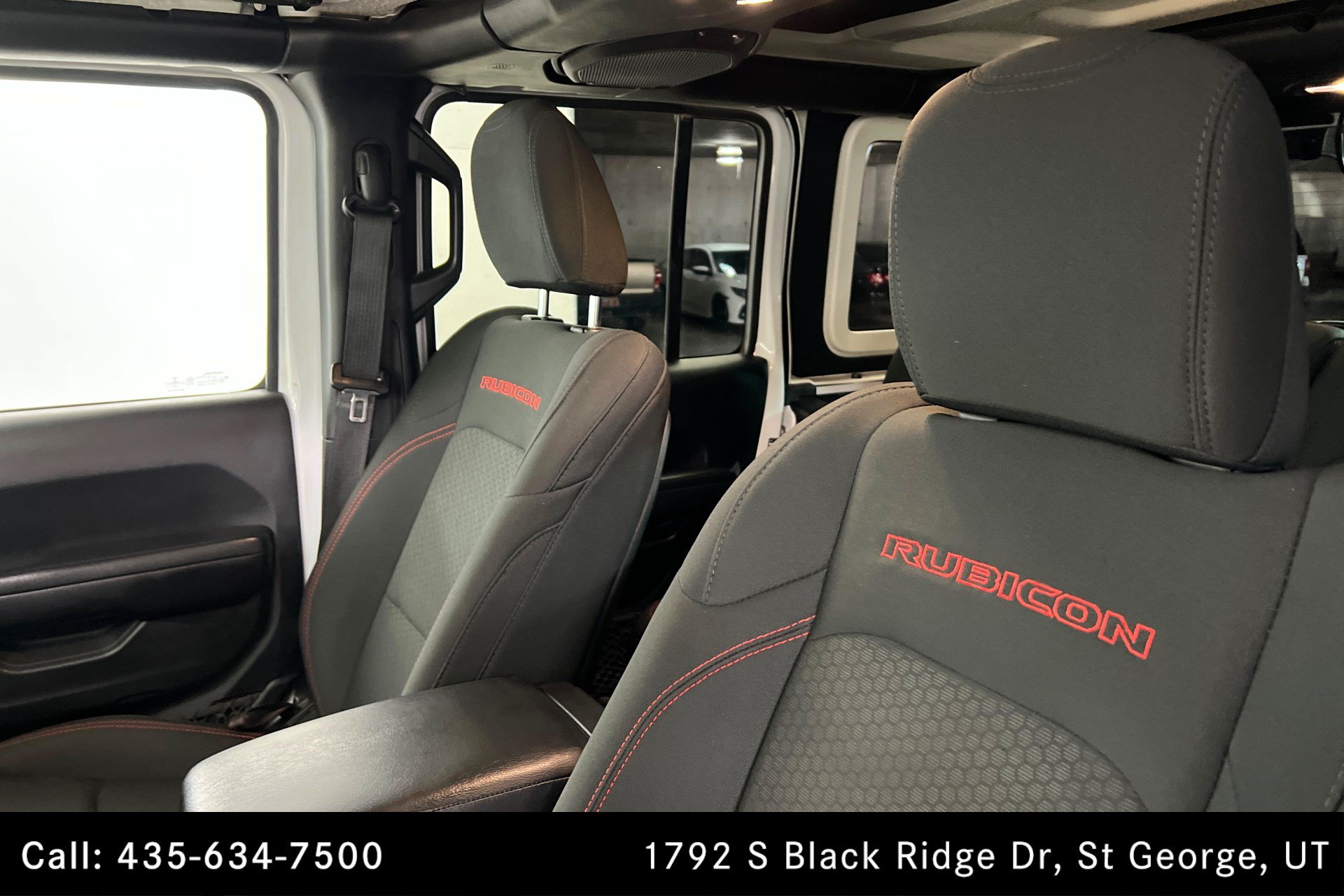 Used 2019 Jeep Wrangler Unlimited Rubicon w/ Cold Weather Group AWD/4WD image 16