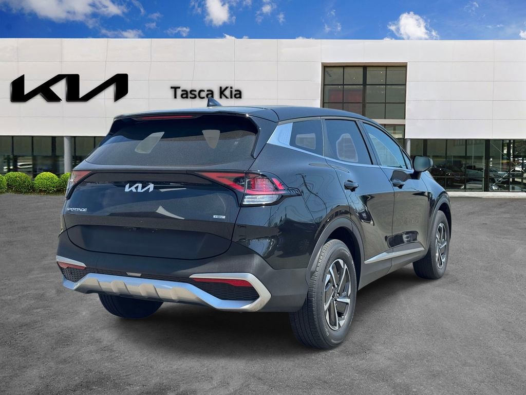 Used 2023 Kia Sportage LX AWD/4WD image 4