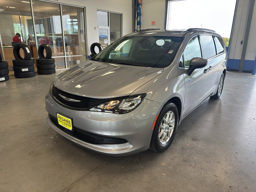 Used 2021 Chrysler Voyager Lxi