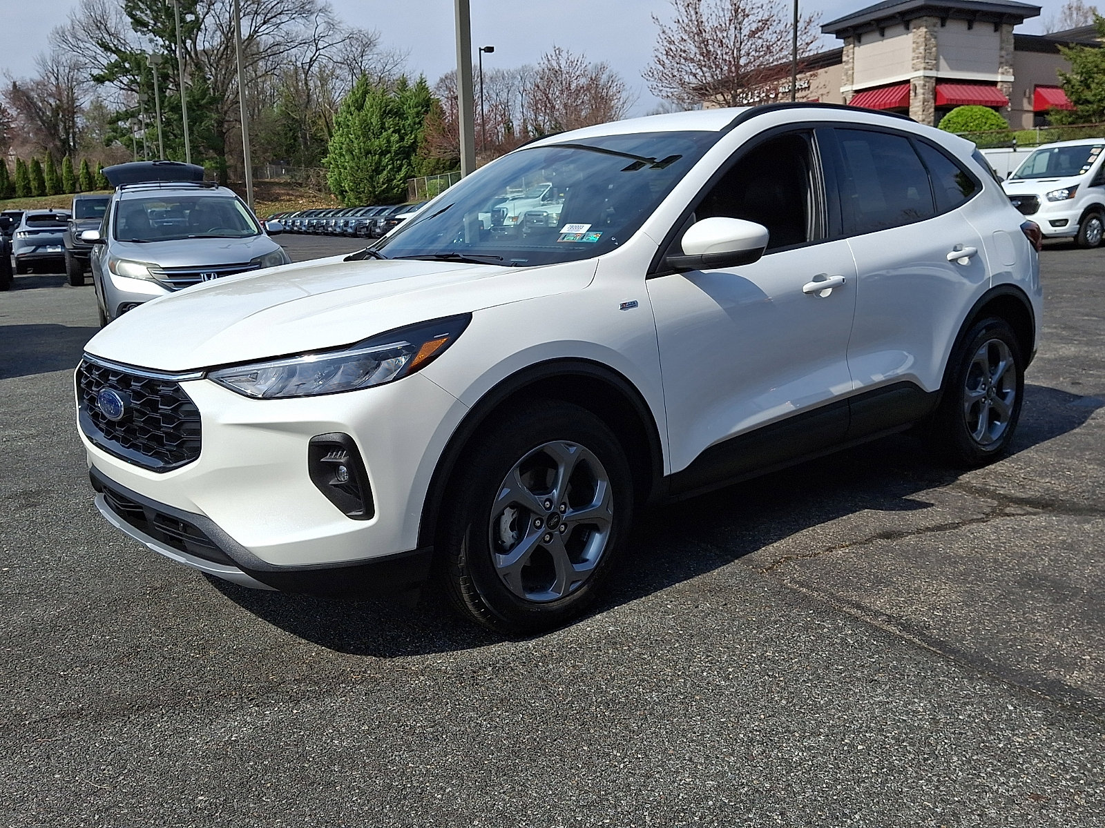 Used 2026 Ford Escape ST-Line Select image 3