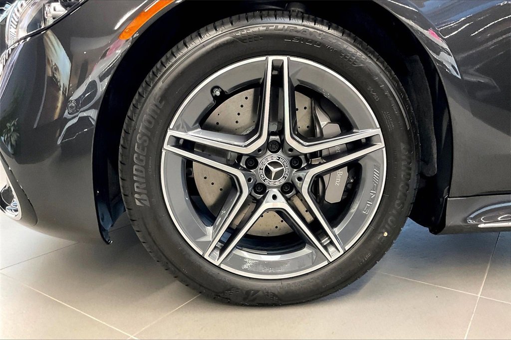 New 2026 Mercedes-Benz S 580 4MATIC Sedan image 11