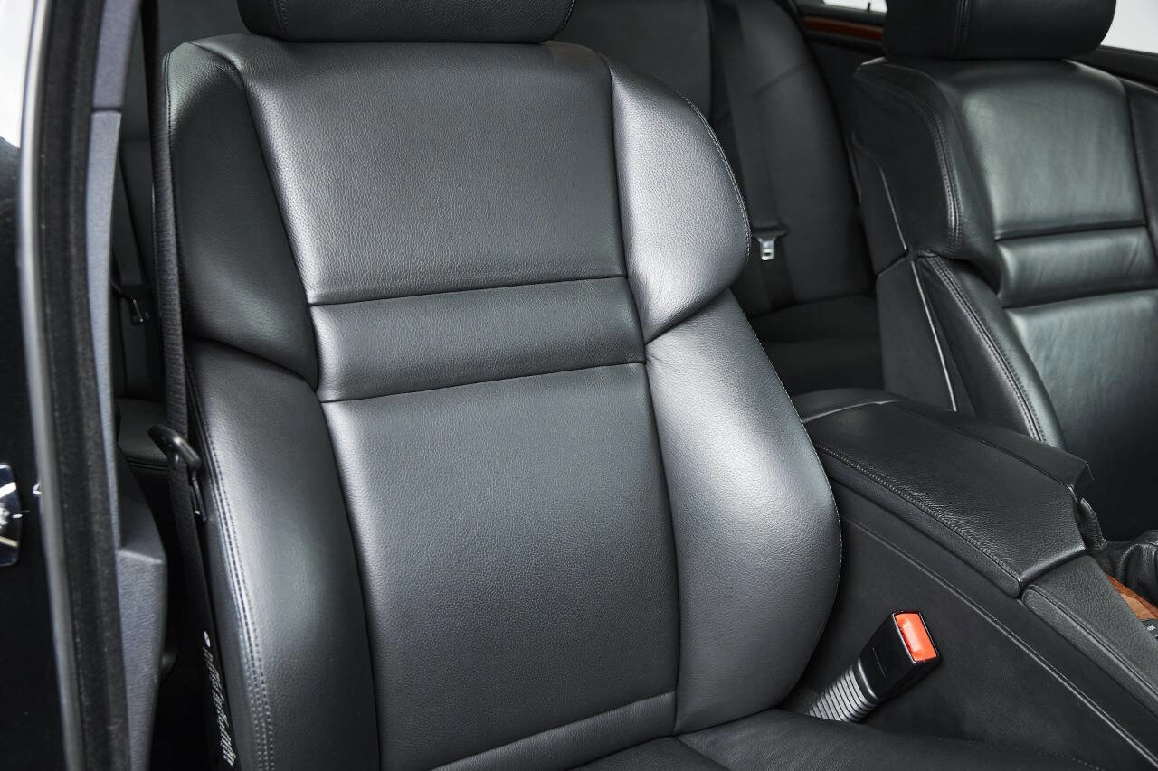 Used 2008 BMW M5 image 84