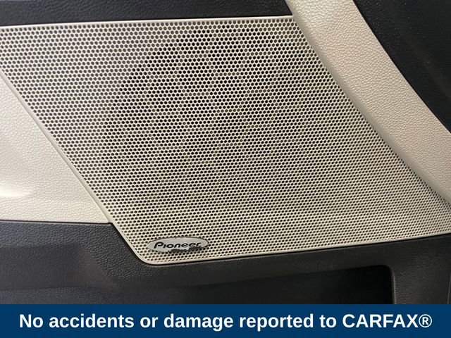 Used 2016 Chevrolet Equinox LT w/ Convenience Package image 2