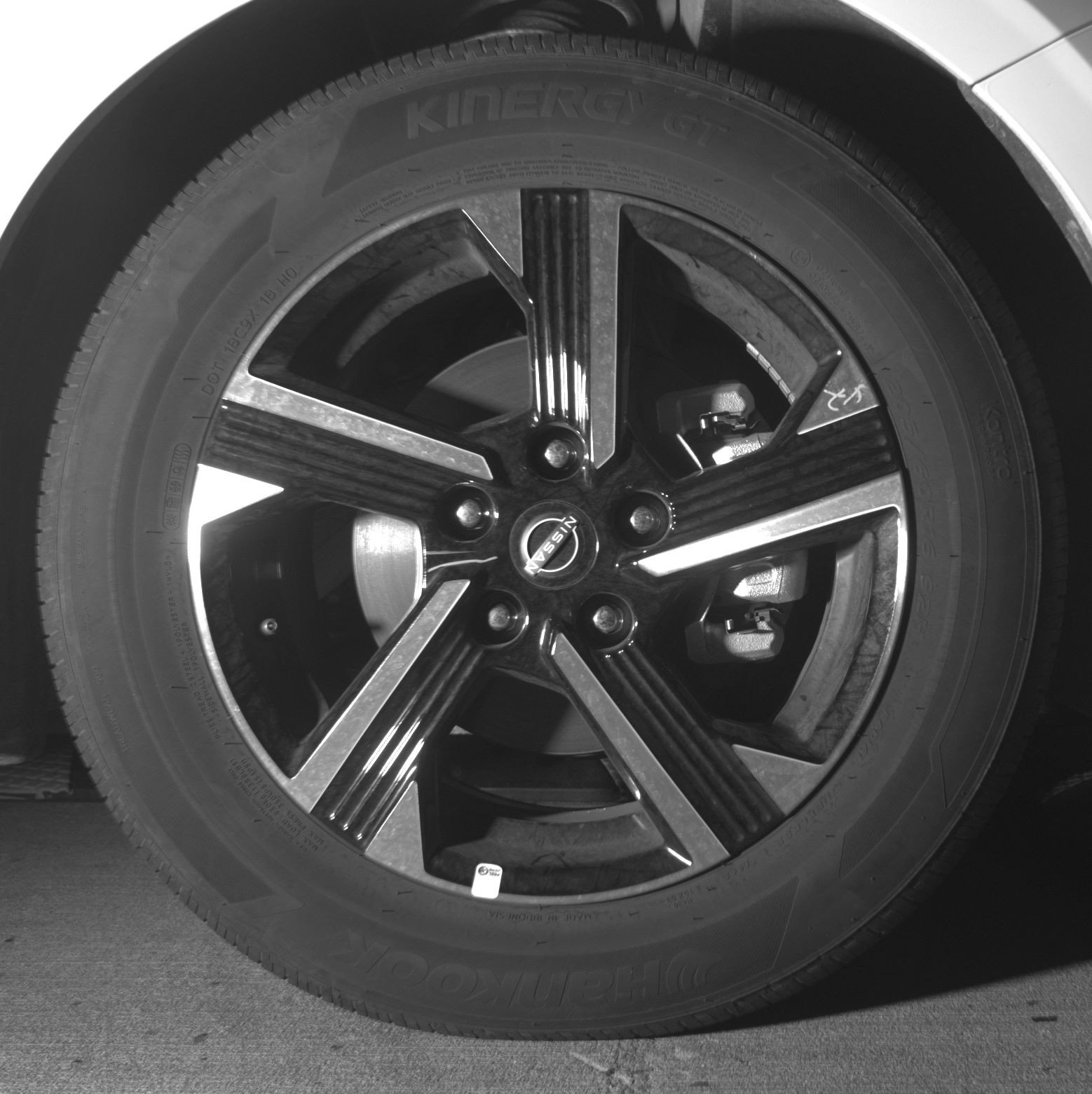 Used 2025 Nissan Sentra SV image 13