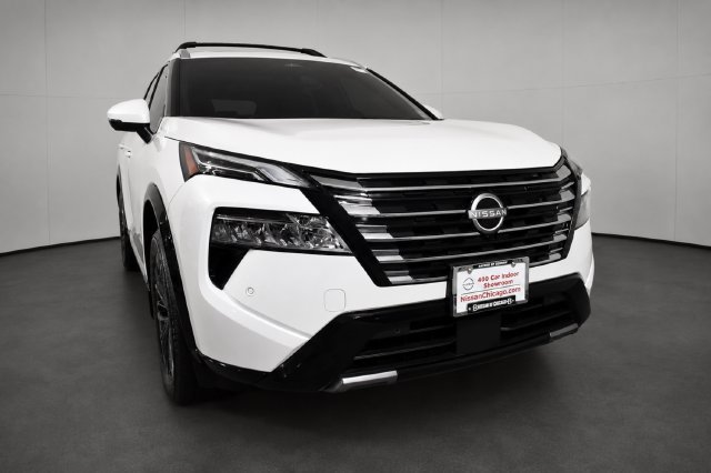 Certified 2026 Nissan Rogue Platinum w/ Platinum Premium Package AWD/4WD image 3
