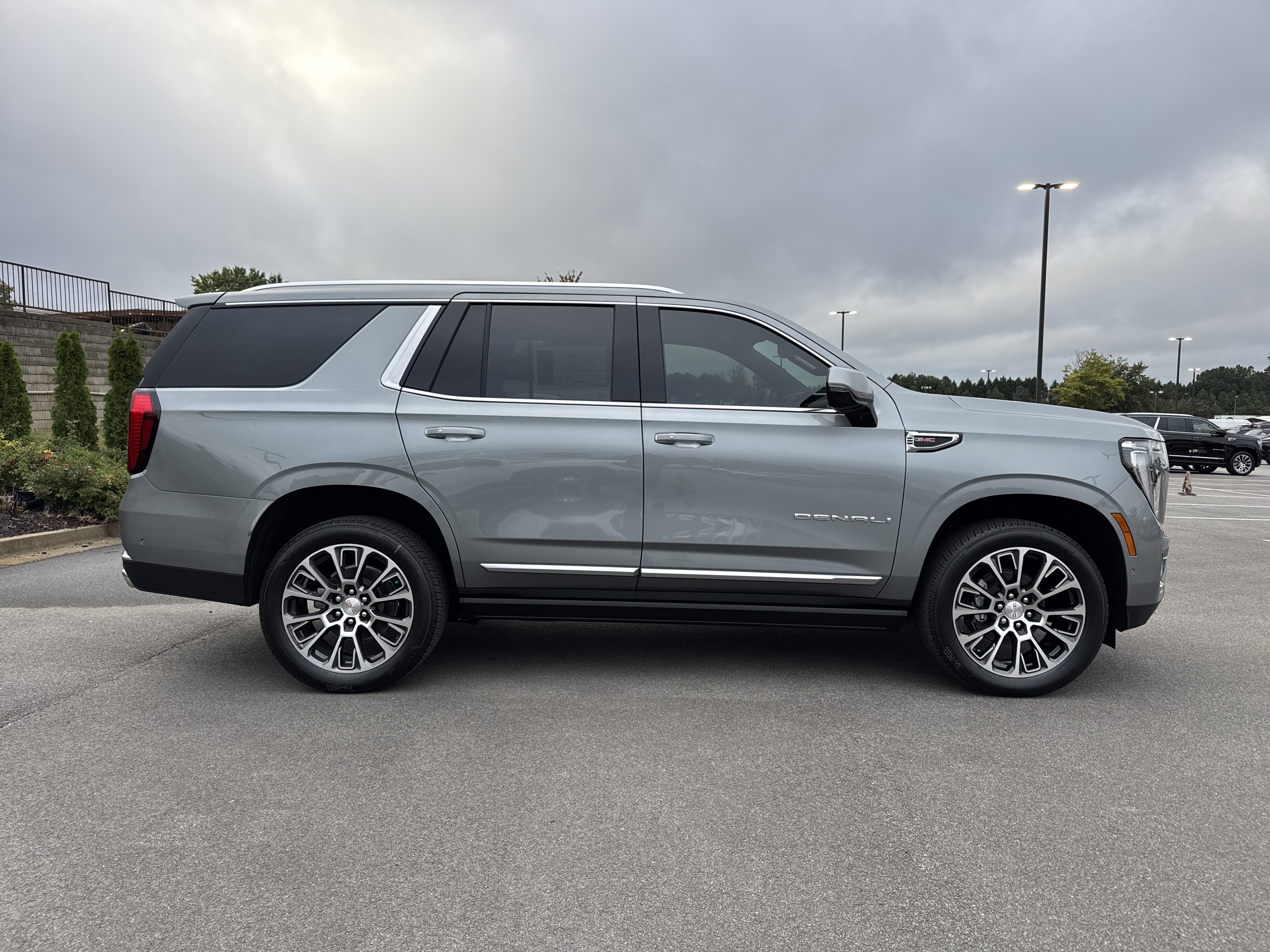 New 2026 GMC Yukon Denali w/ Sun & Power Step Package image 11