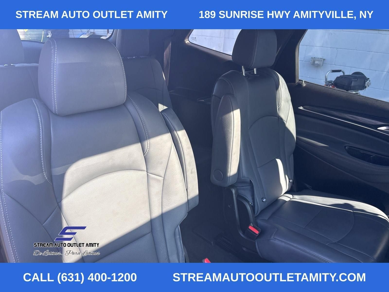 Used 2024 Buick Enclave Essence w/ Experience Buick Package AWD/4WD image 16