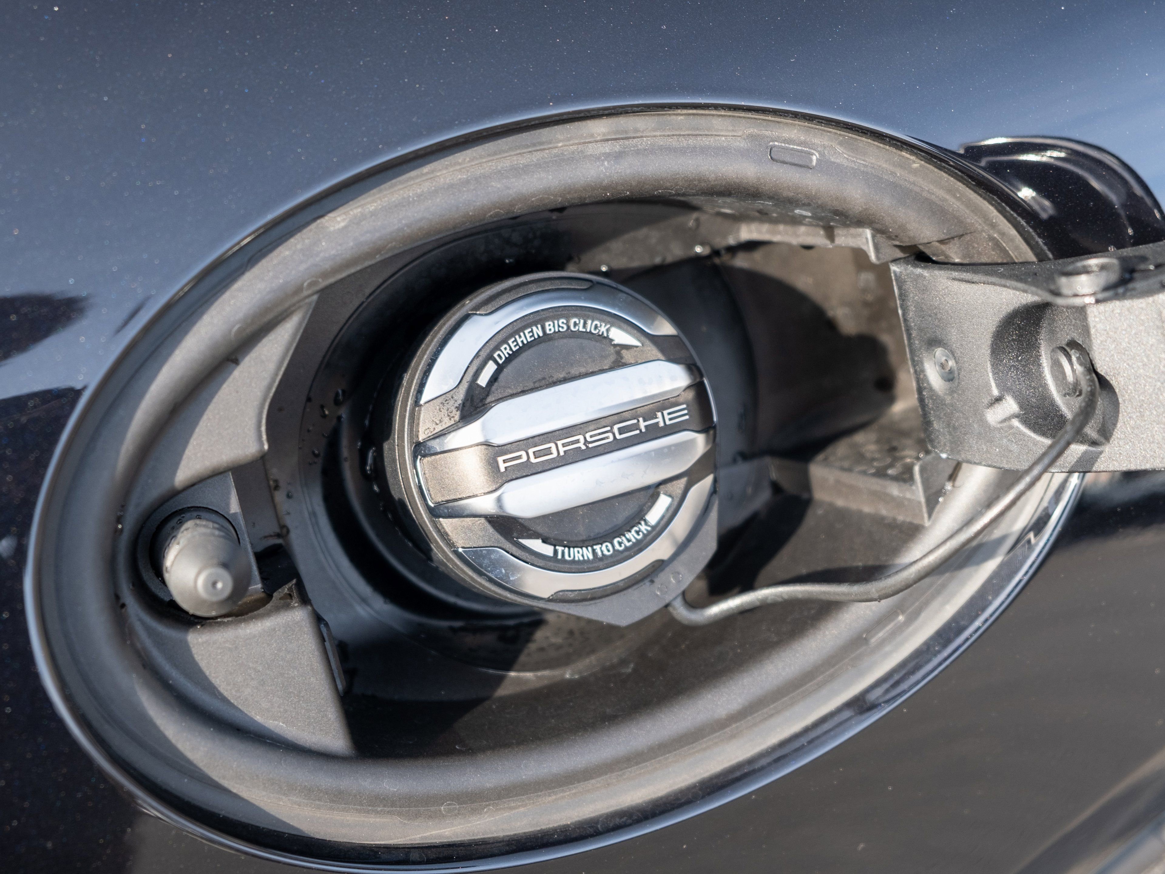 Certified 2024 Porsche 718 Cayman image 34