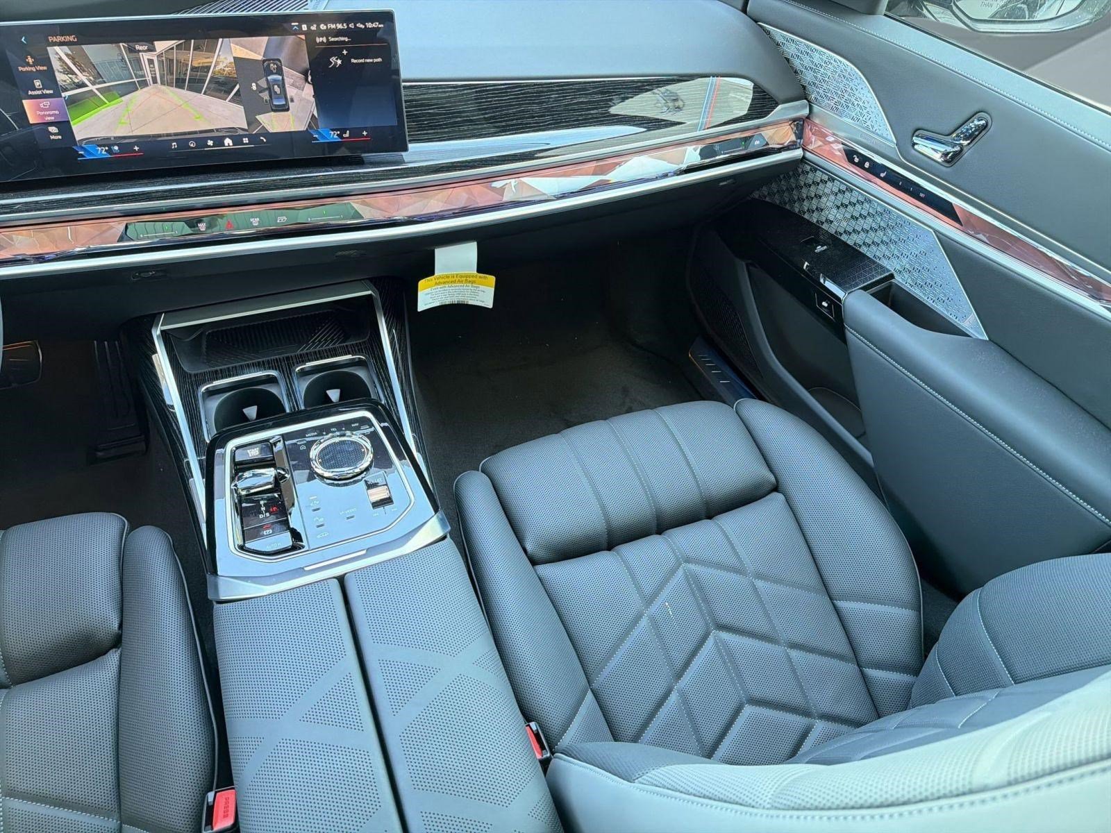 New 2026 BMW 760i xDrive w/ Executive Package AWD/4WD image 27