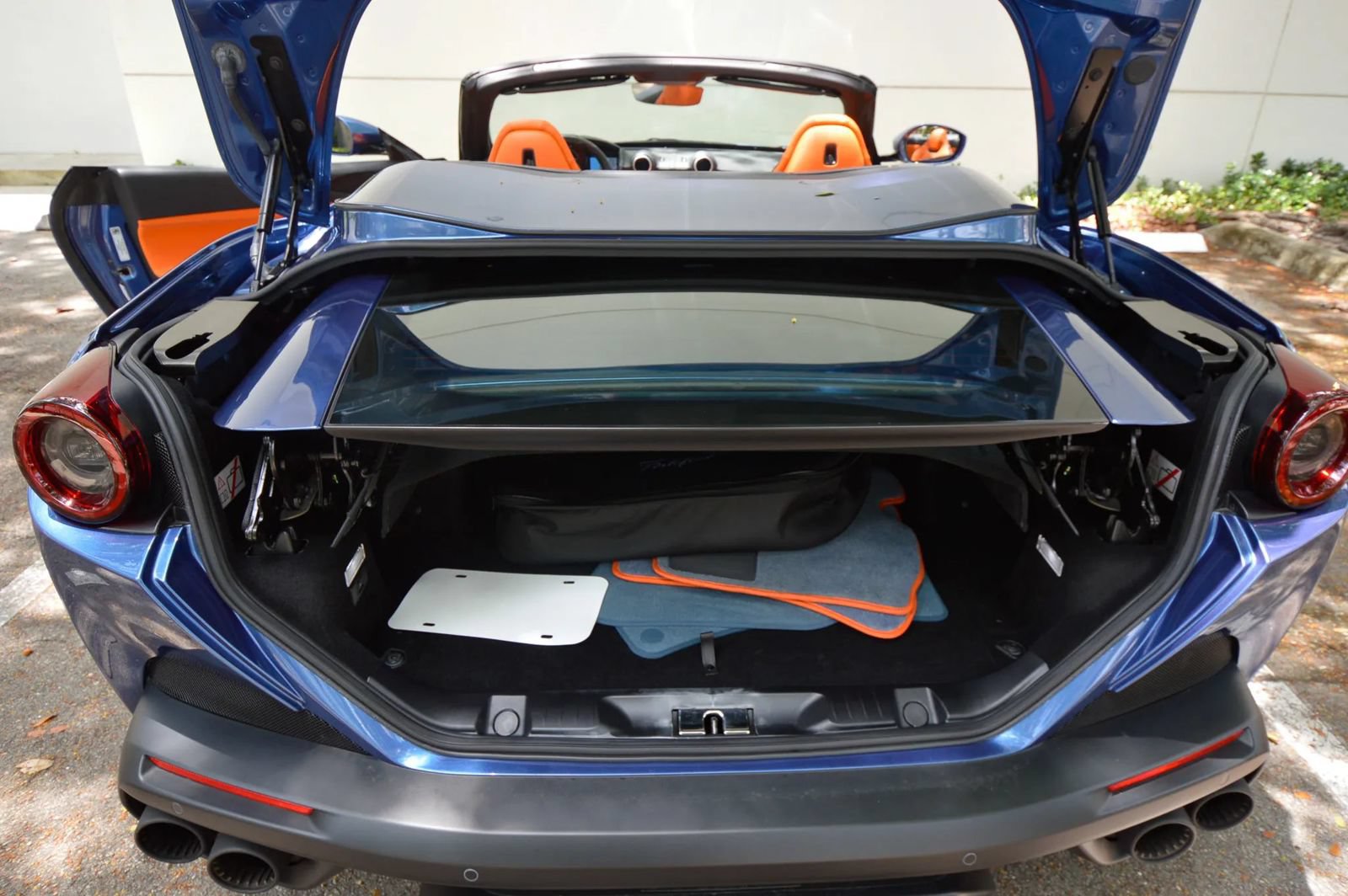 Used 2021 Ferrari Portofino M RWD image 67
