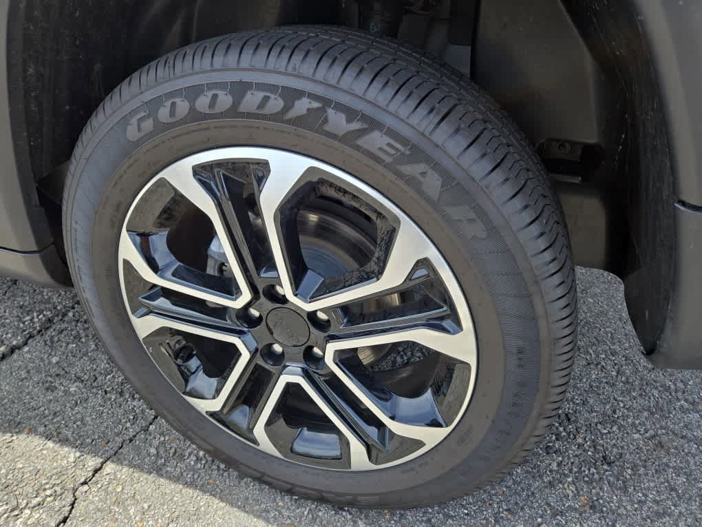 Used 2024 Jeep Compass Limited AWD/4WD image 13