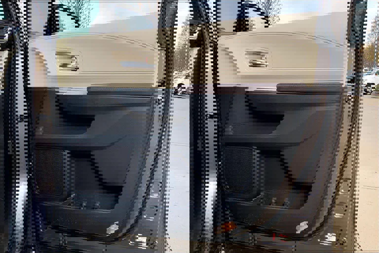 Certified 2021 Toyota Sienna Platinum image 43