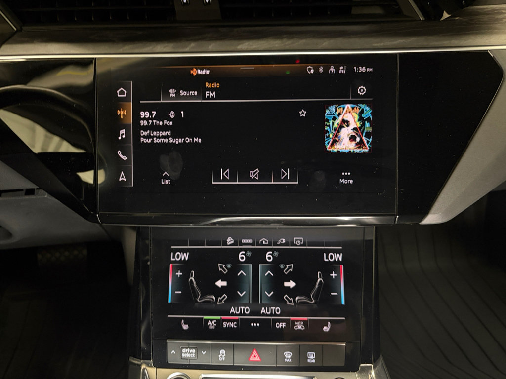 Used 2021 Audi e-tron Premium w/ Convenience Plus Package AWD/4WD image 12