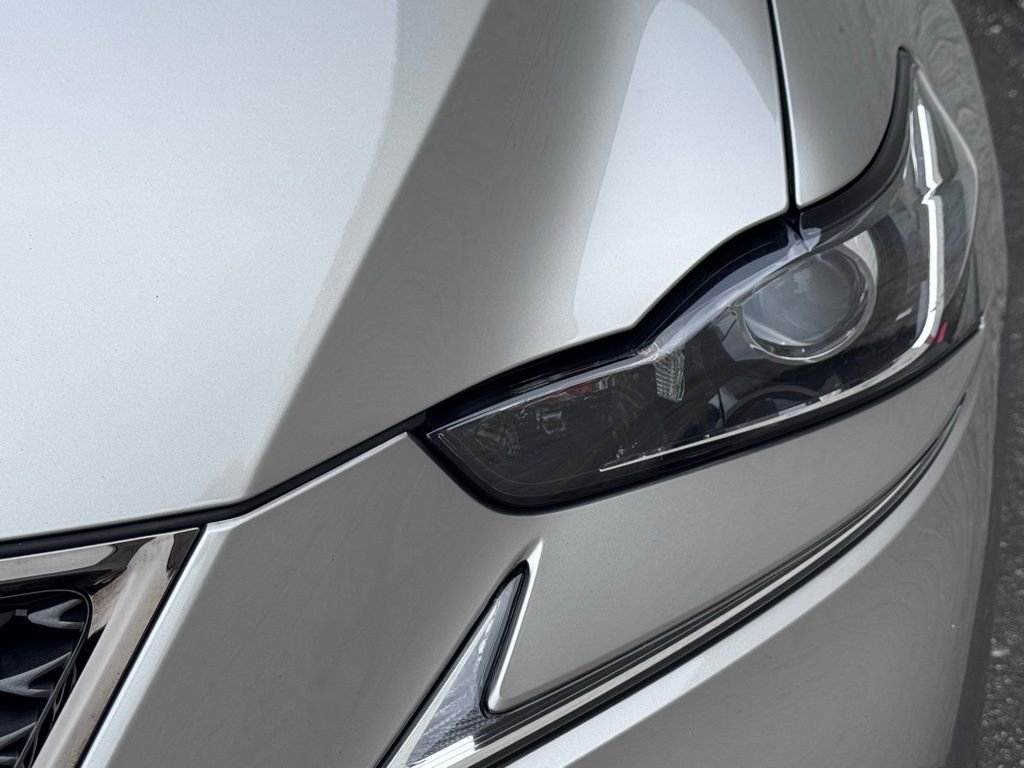 Used 2018 Lexus IS 350 F Sport image 5