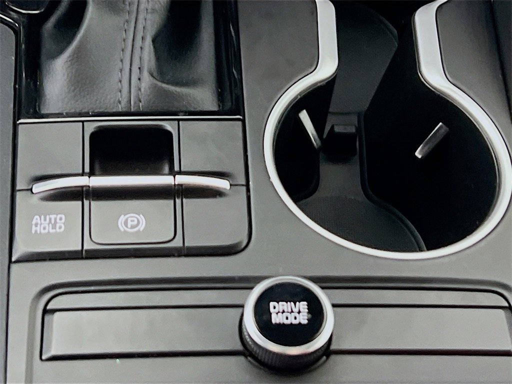Used 2023 Kia K5 GT-Line image 12