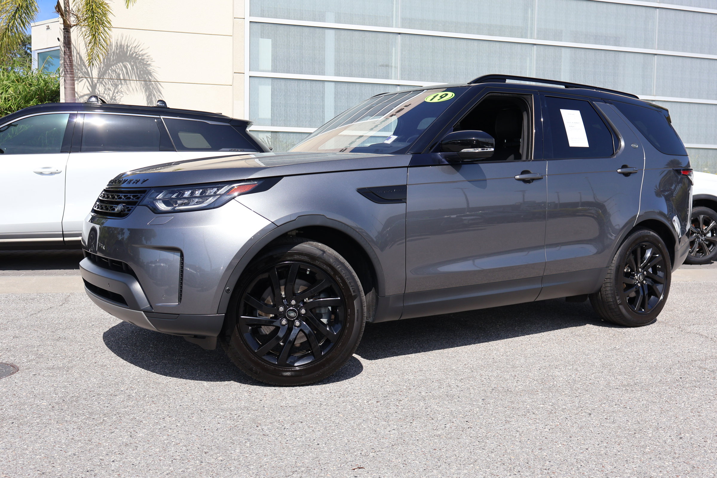Used 2019 Land Rover Discovery SE