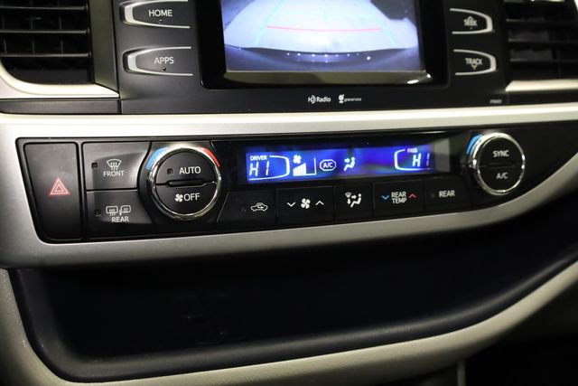 Used 2014 Toyota Highlander Plus image 23