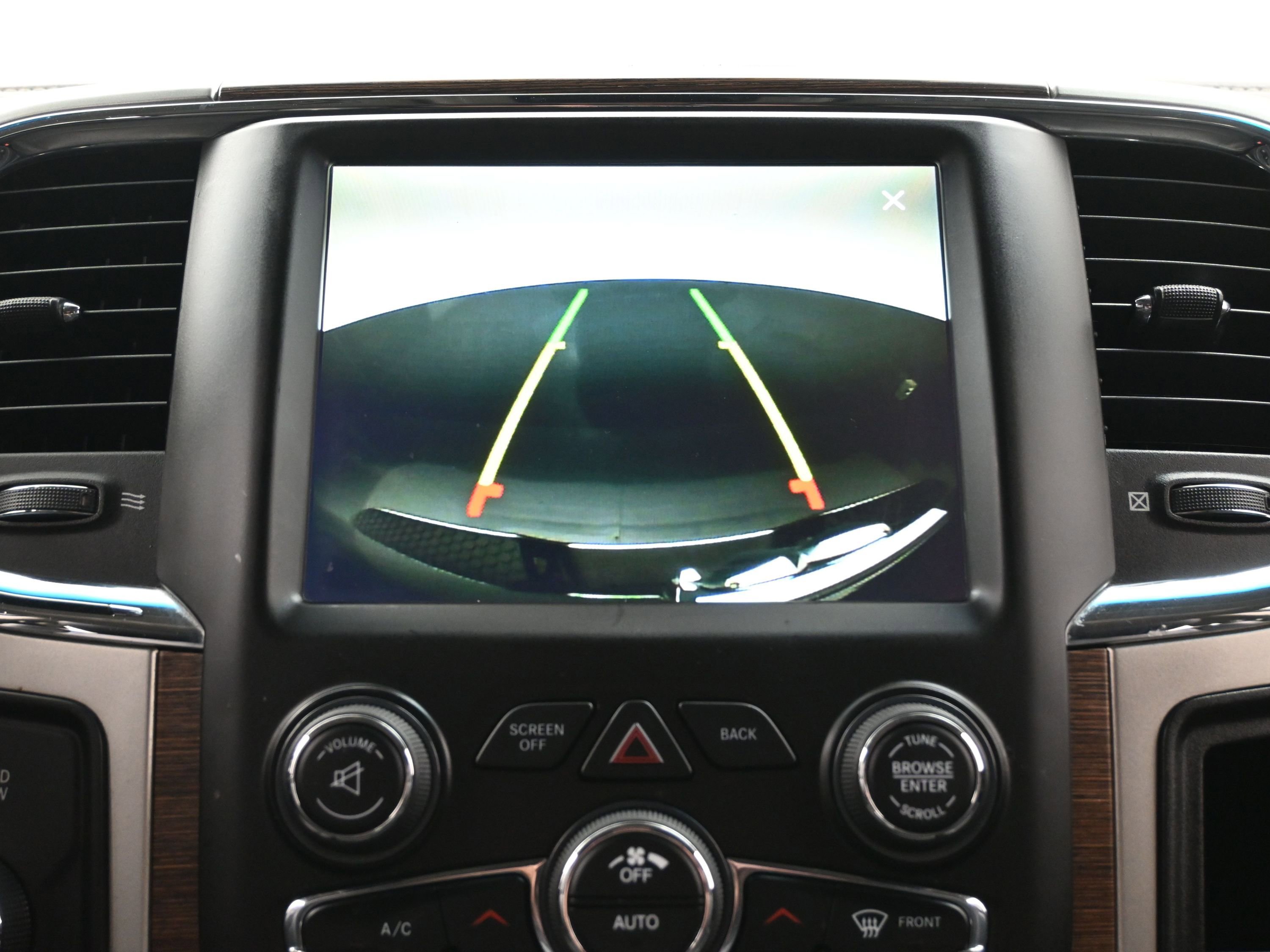 Used 2018 RAM 2500 Laramie w/ Off Road Package AWD/4WD image 30