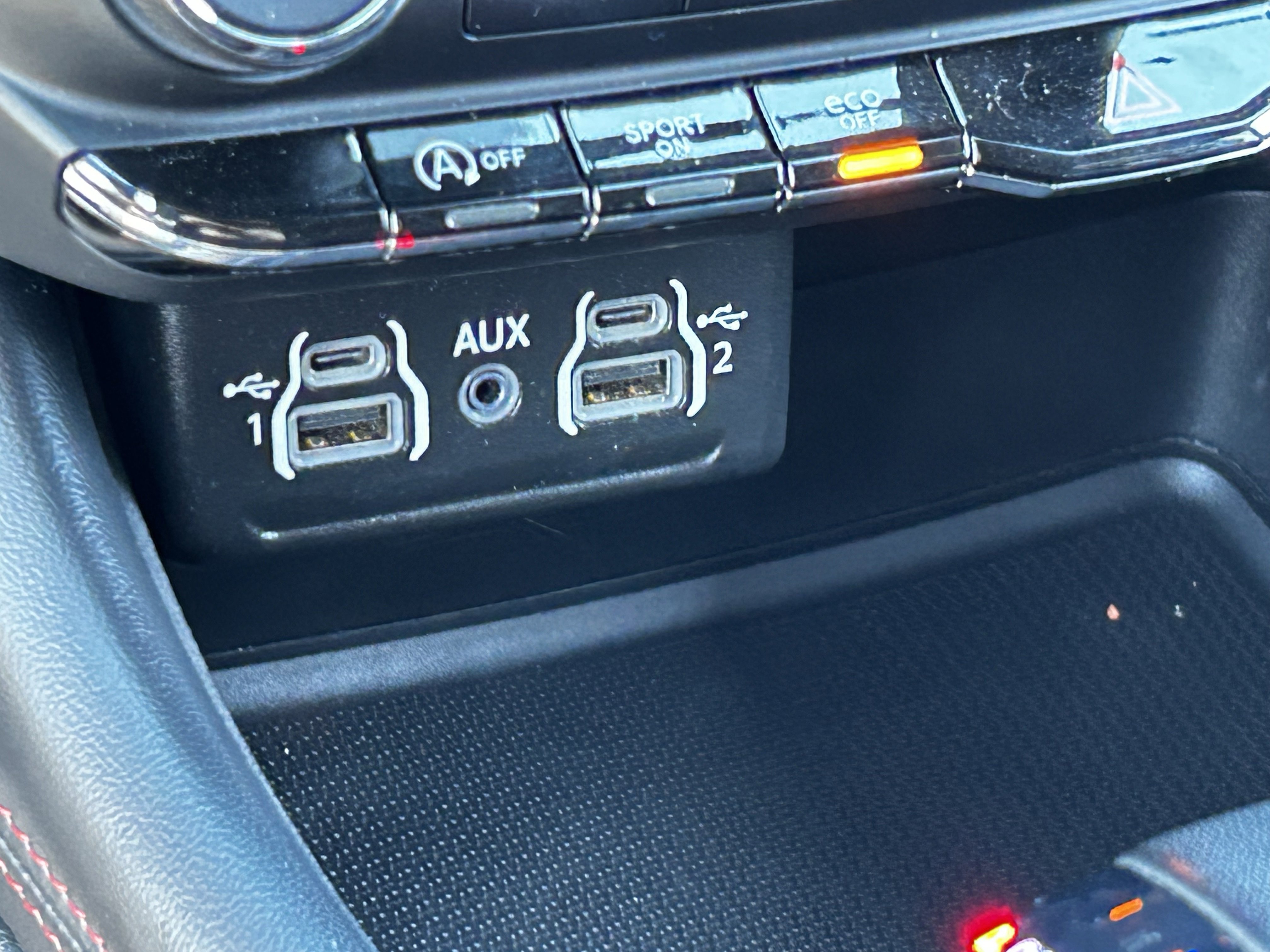 Certified 2024 Dodge Durango GT image 29