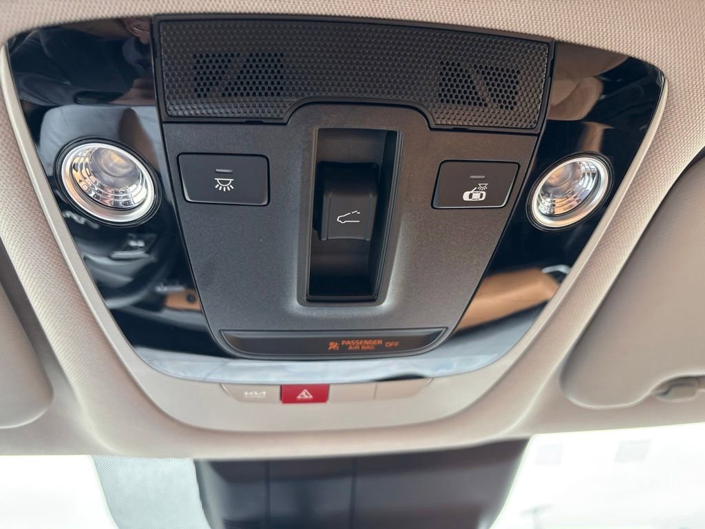 Used 2024 Kia Seltos EX AWD/4WD image 25