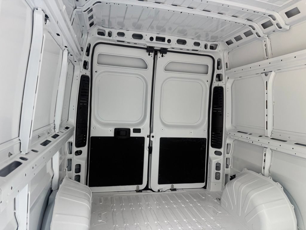 New 2026 RAM ProMaster 2500 w/ Convenience Group FWD image 45