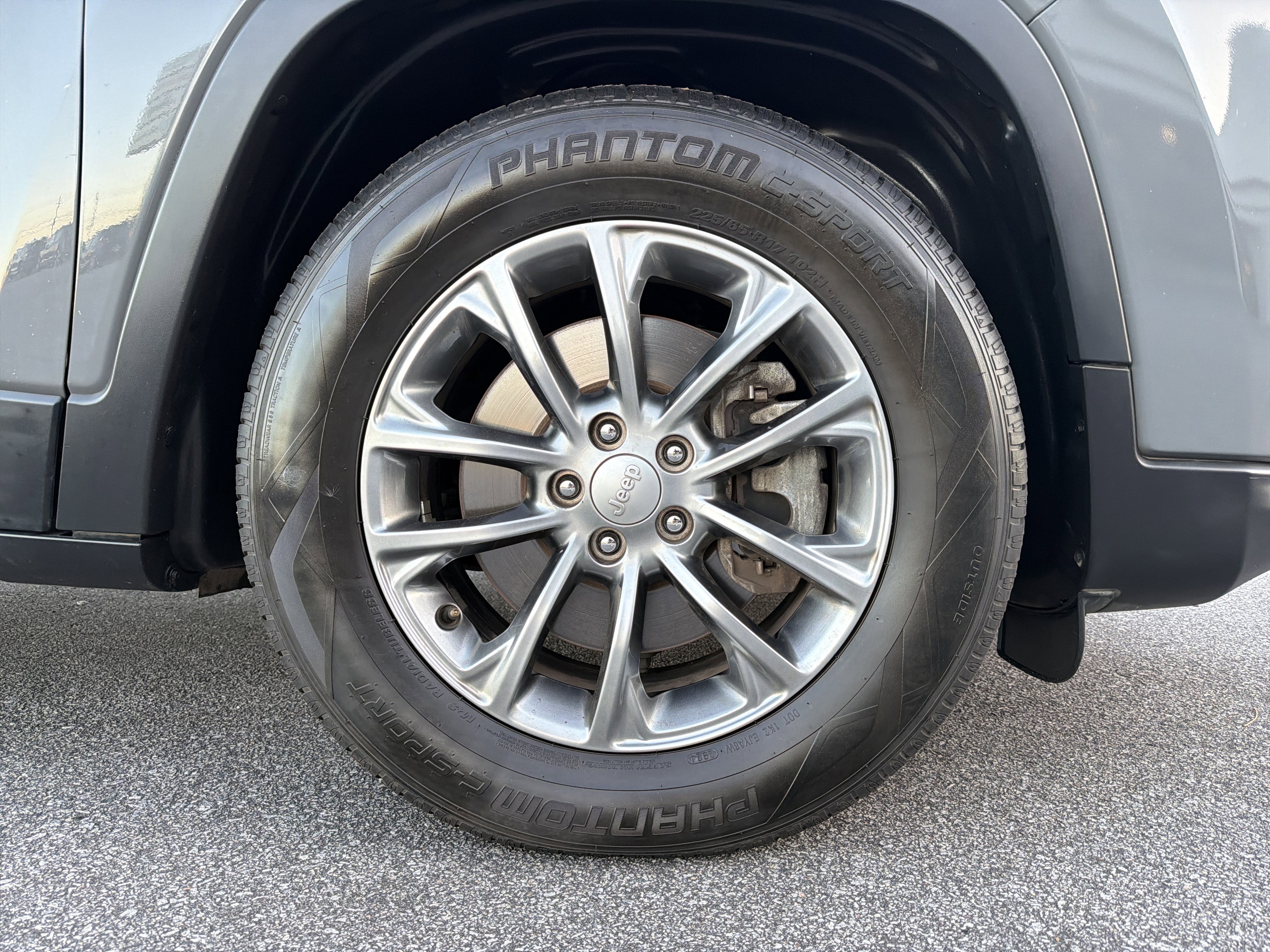 Used 2021 Jeep Cherokee Latitude Lux w/ Sun & Sound Group image 13