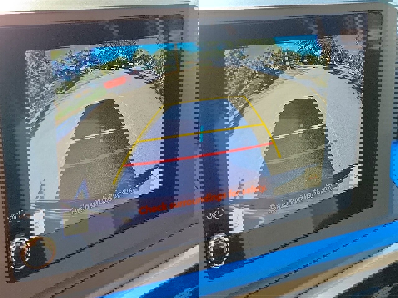 Used 2025 Toyota Tacoma TRD Off-Road image 24