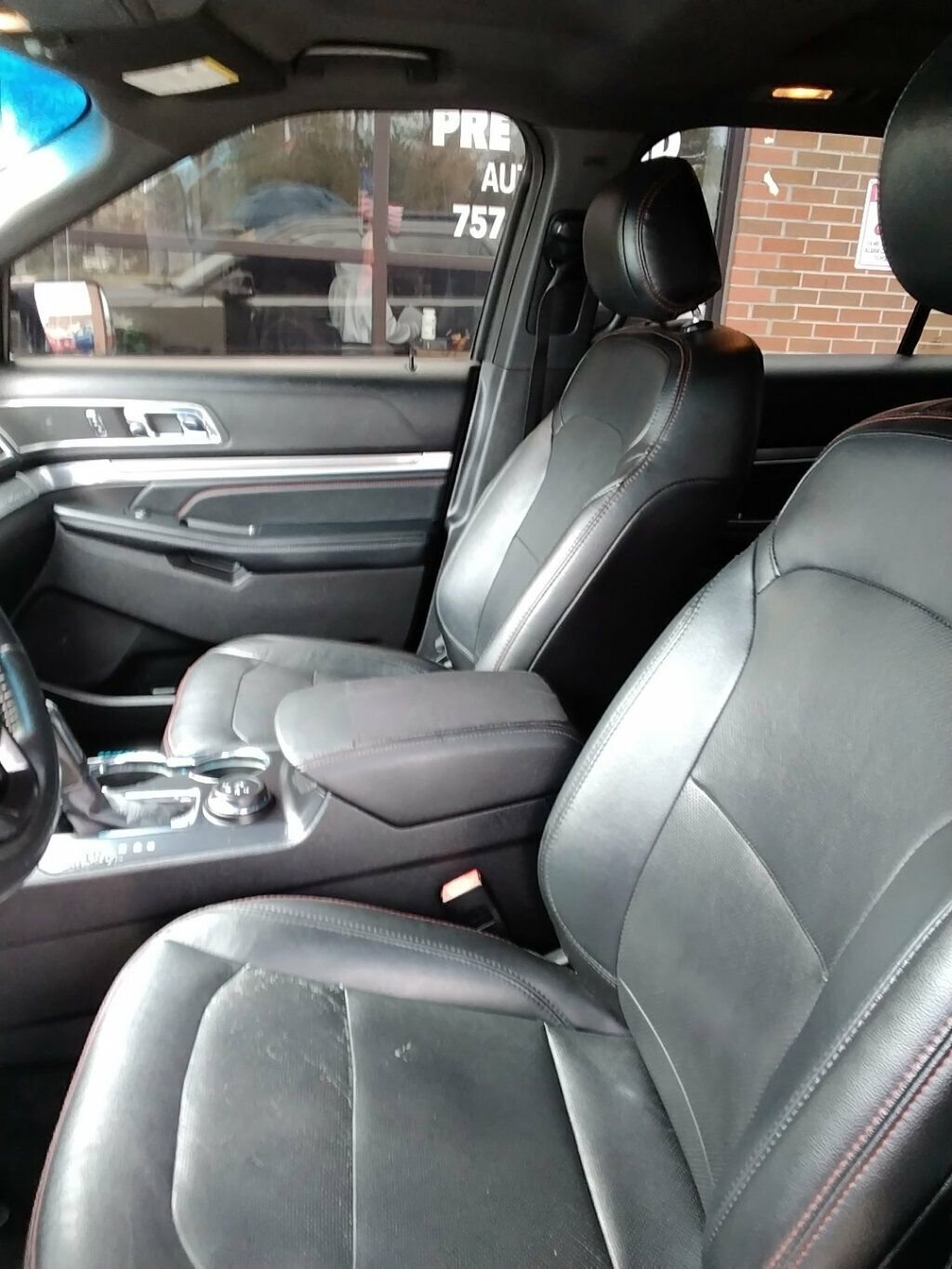 Used 2017 Ford Explorer Sport w/ Equipment Group 401A AWD/4WD image 7