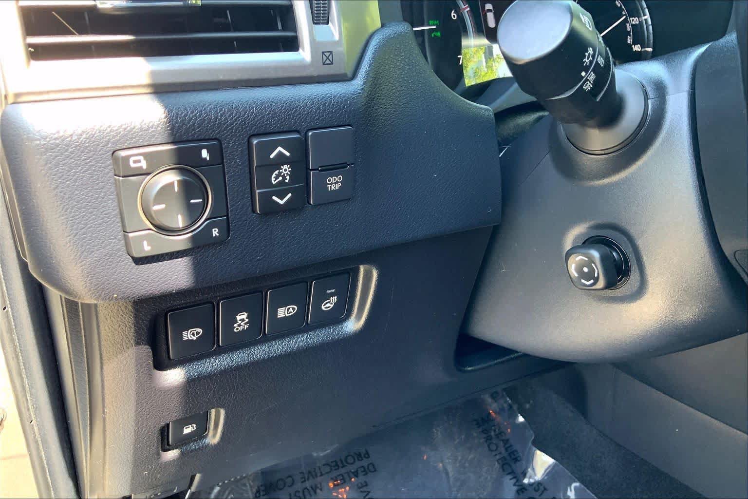 Used 2022 Lexus GX 460 Premium w/ Premium Plus Package AWD/4WD image 36