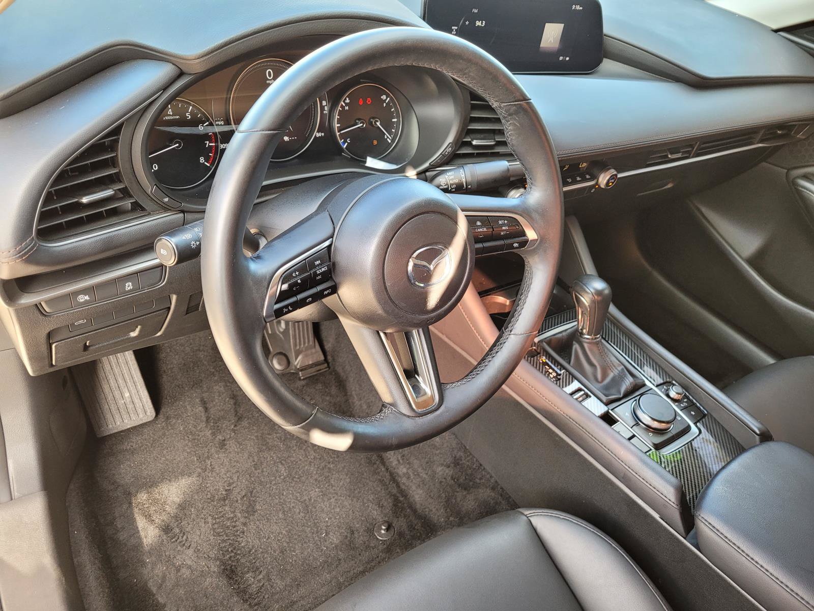 Used 2024 MAZDA MAZDA3 s FWD image 25