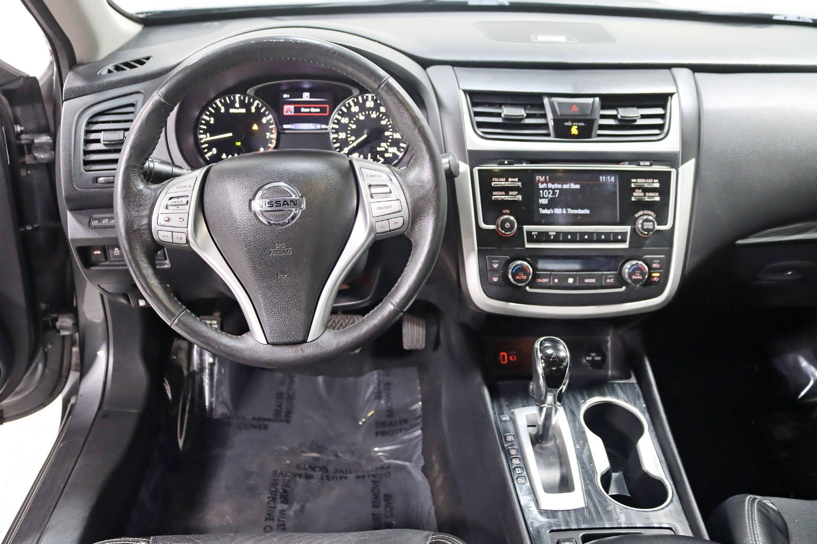 Used 2017 Nissan Altima 2.5 SL w/ Moonroof Package image 14