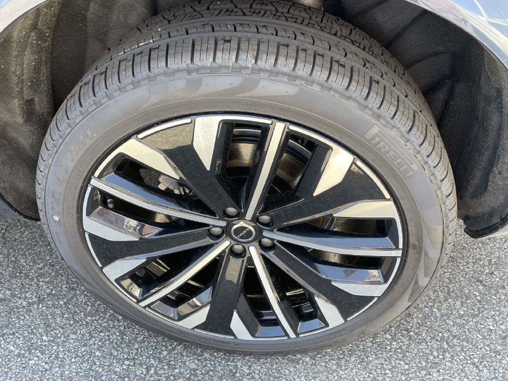 New 2026 Volvo XC90 B6 Ultra w/ Protection Package AWD/4WD image 9