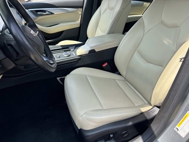 Used 2023 Cadillac CT5 Luxury w/ Sun And Sound Package RWD image 15