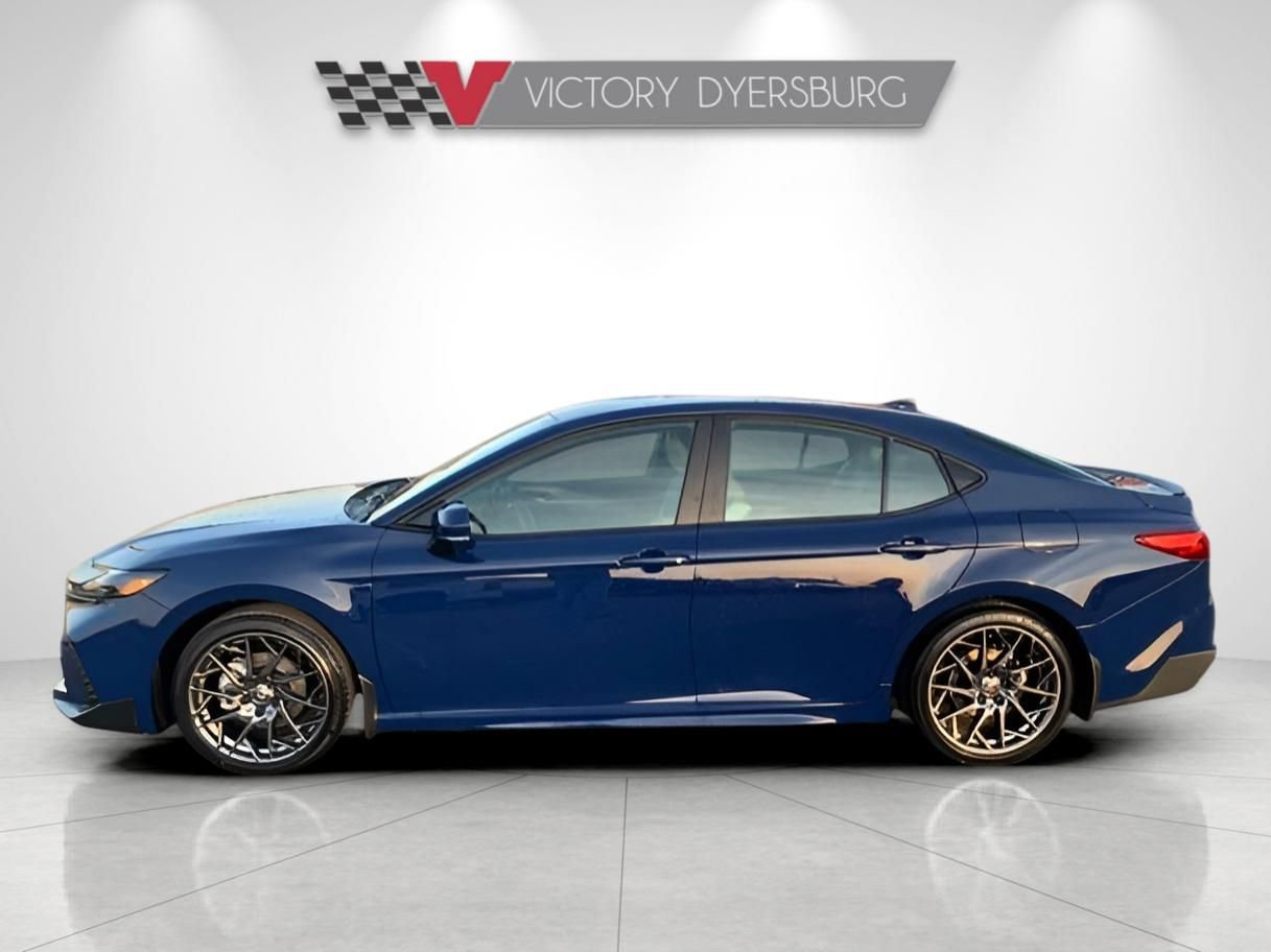 New 2026 Toyota Camry SE FWD image 5