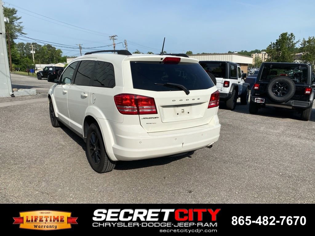 Used 2020 Dodge Journey SE w/ Blacktop Package FWD image 7